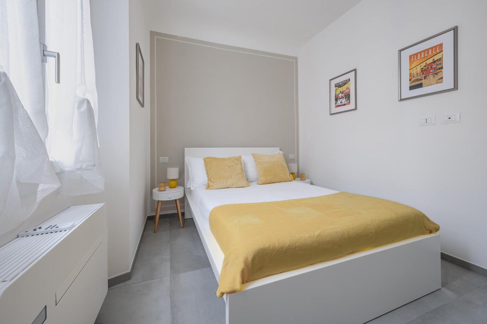 Via Ponte Alle Mosse, 19 - Florence Charming Apartments - A Chic, Newly Renovated Apartment Near Tram Leopolda, A Few Min From Downtown Eksteriør billede